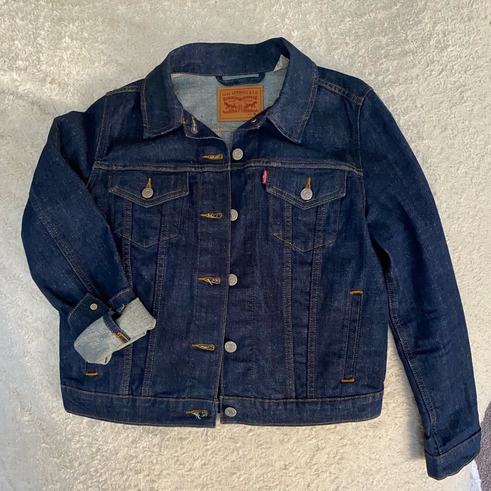 Levi Strauss & Co. original riveted dark wash denim Jean jacket size medium